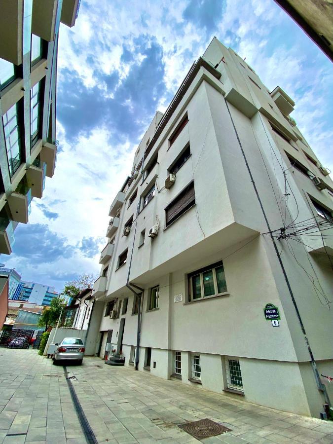 Downtown Victoria Apartments By Citybookings Bukarest Eksteriør billede